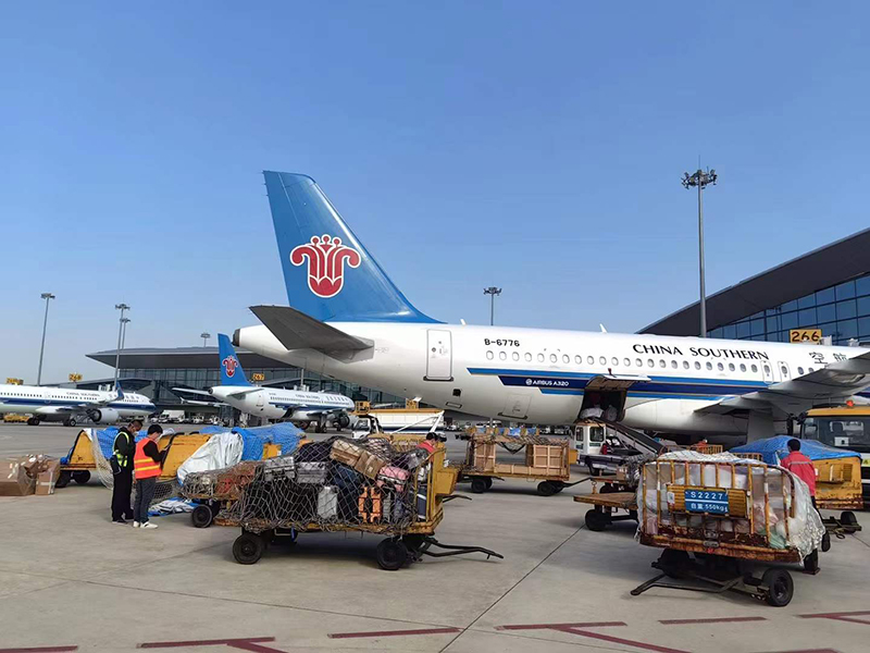 竟陵街道到和田空运公司-航空